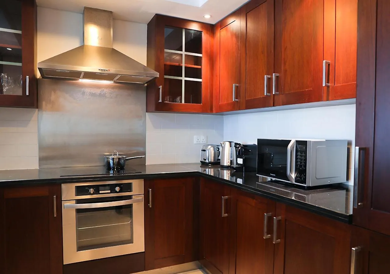 Nasma Luxury Stays - Fancy Apartment With Balcony Near Burj Khalifa دبي 0*,  الإمارات العربية المتحدة