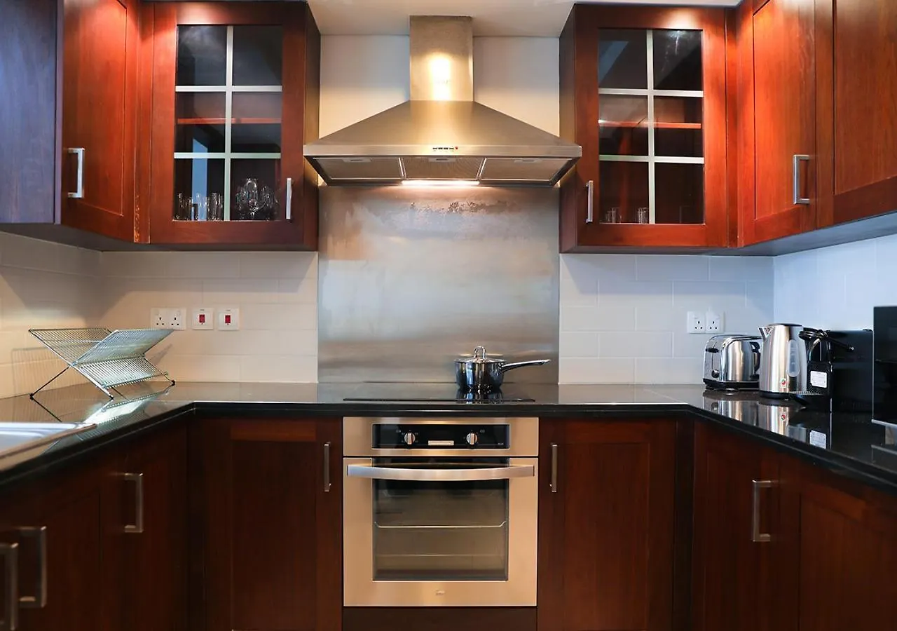 Nasma Luxury Stays - Fancy Apartment With Balcony Near Burj Khalifa دبي الإمارات العربية المتحدة