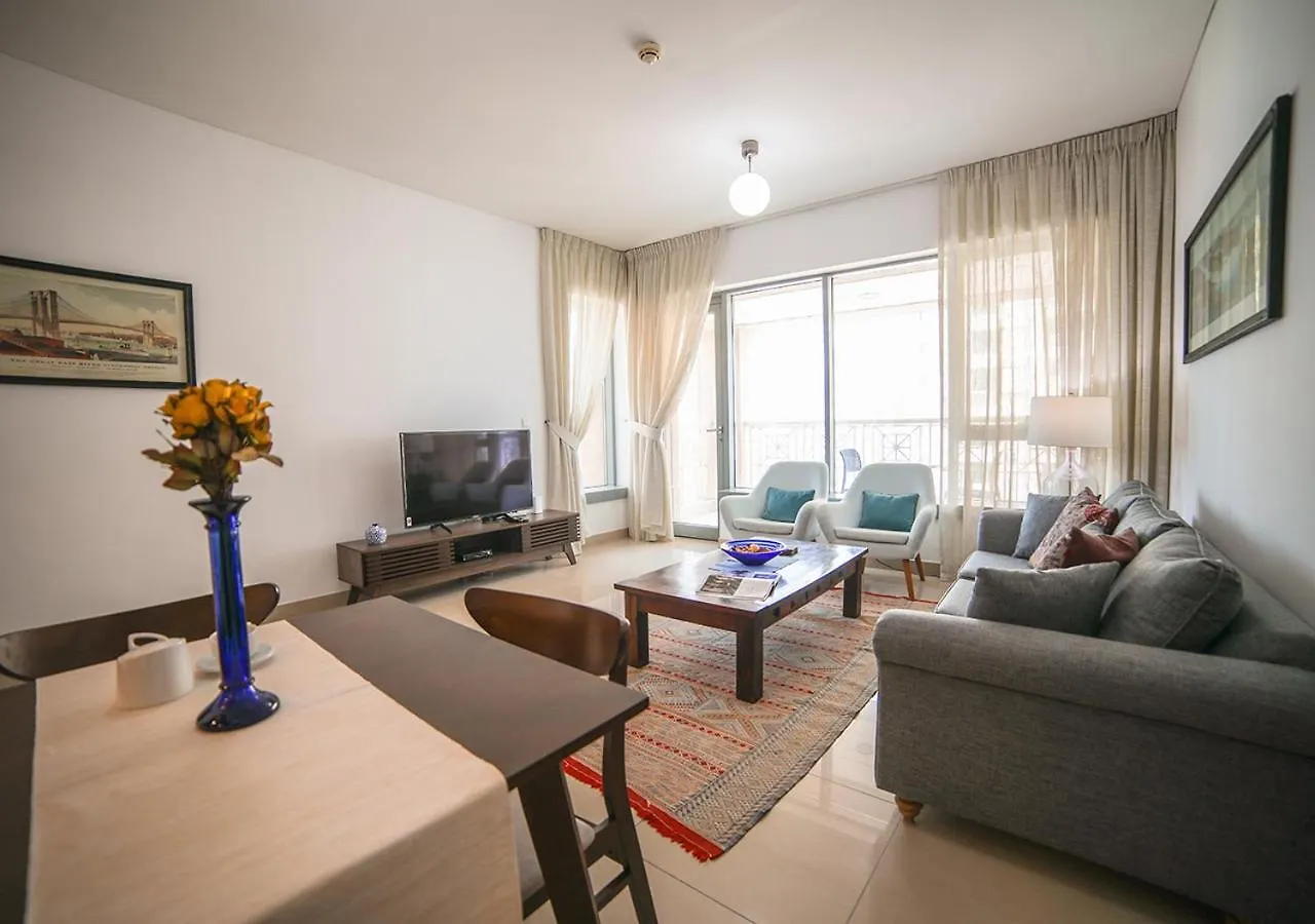 Nasma Luxury Stays - Fancy Apartment With Balcony Near Burj Khalifa Dubai 0*,  United Arab Emirates