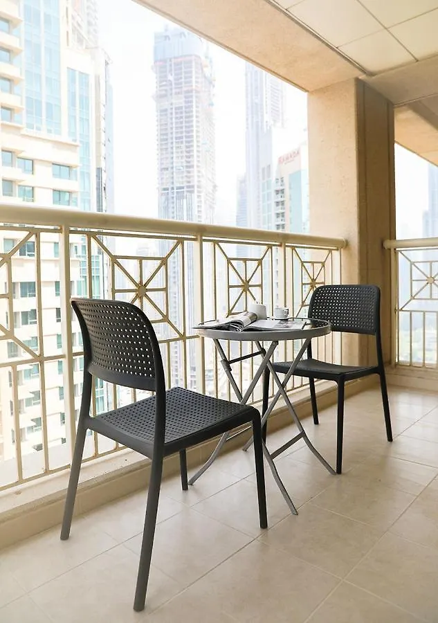 Nasma Luxury Stays - Fancy Apartment With Balcony Near Burj Khalifa Dubai 0*,